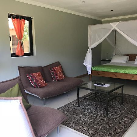 Aramesh Guesthouse And B&B Midrand Kültér fotó